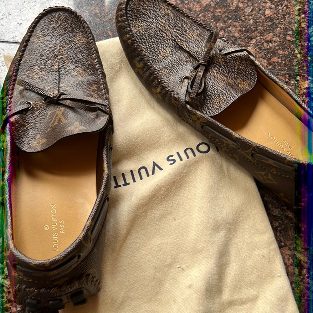 Brand new Louis Vuitton loafers in classic brown monogram. 100% authentic.